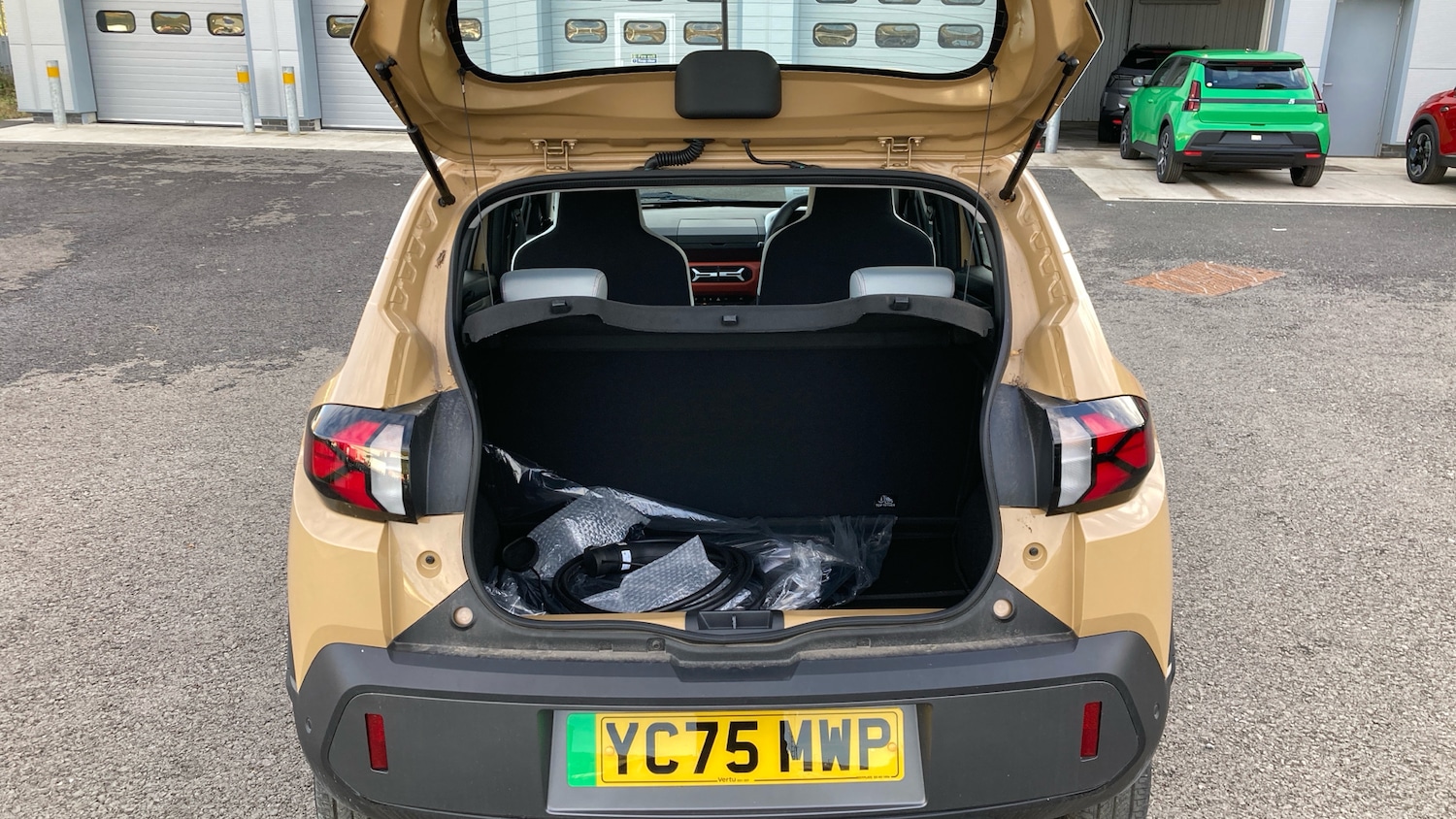 Used Dacia Spring 2025 for sale - 76391665: Photo 4