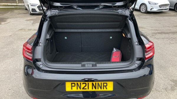 Used Renault Clio 2021 for sale - 76194763: Photo 4