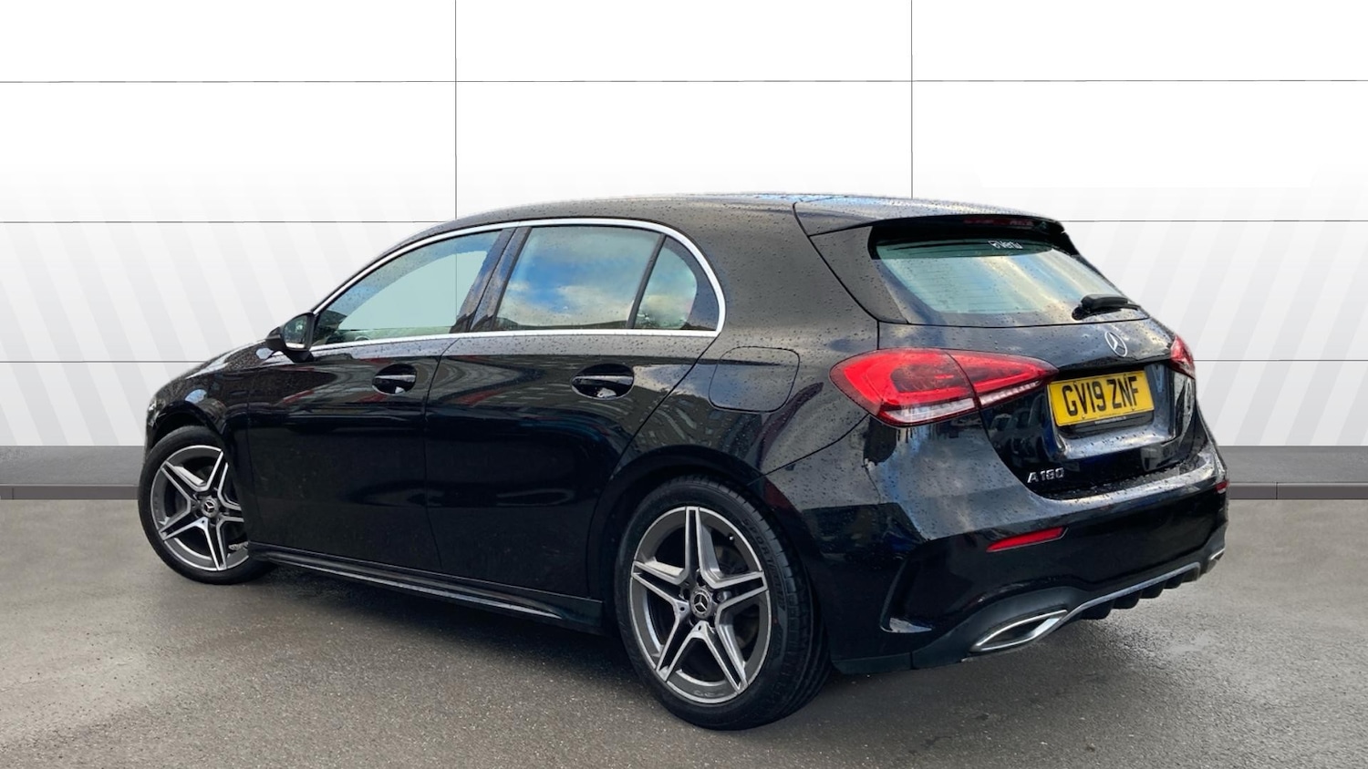 Used Mercedes-Benz A-Class 2019 for sale - 76780036: Photo 2