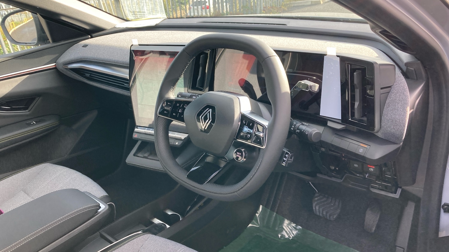 Used Renault Megane E Tech 2025 for sale - 77171106: Photo 11