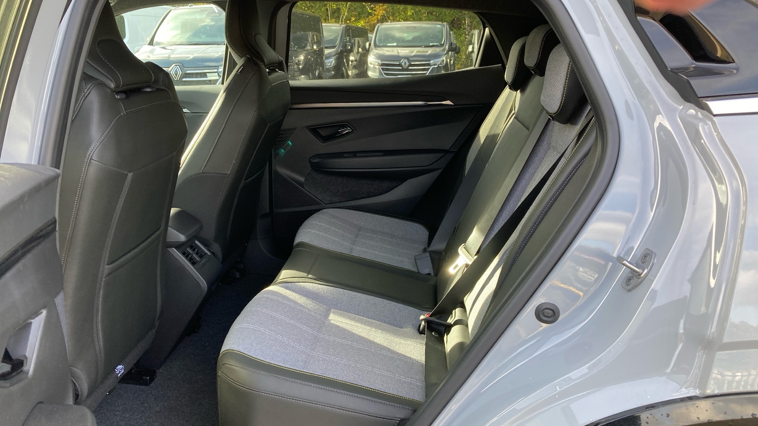 Used Renault Megane E Tech 2025 for sale - 77171106: Photo 16