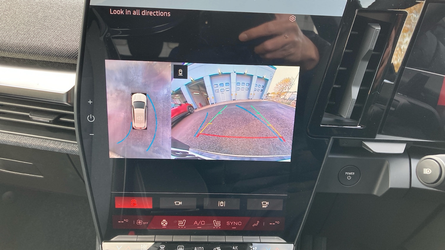 Used Renault Megane E Tech 2025 for sale - 77171106: Photo 24