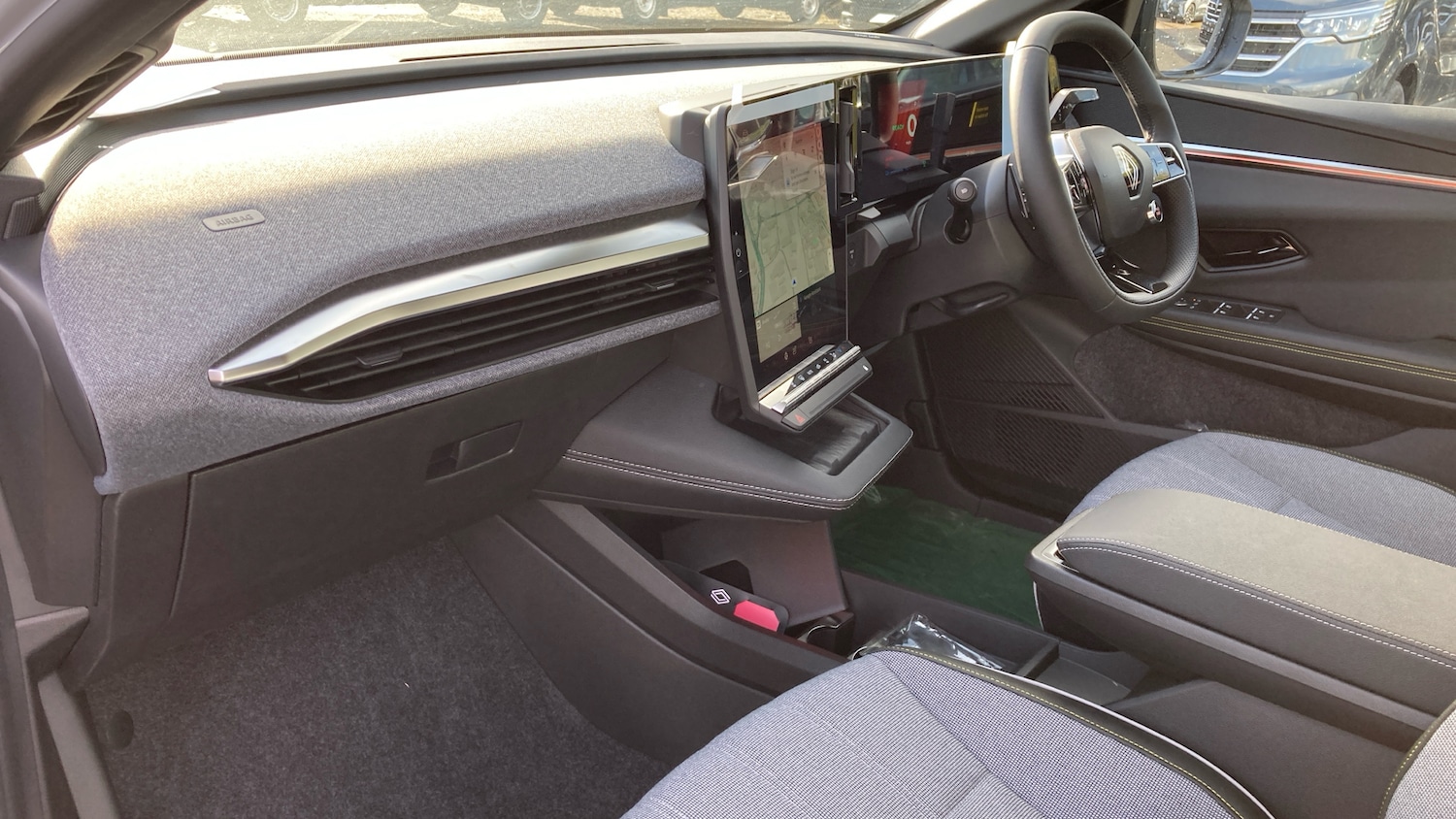 Used Renault Megane E Tech 2025 for sale - 77171106: Photo 9