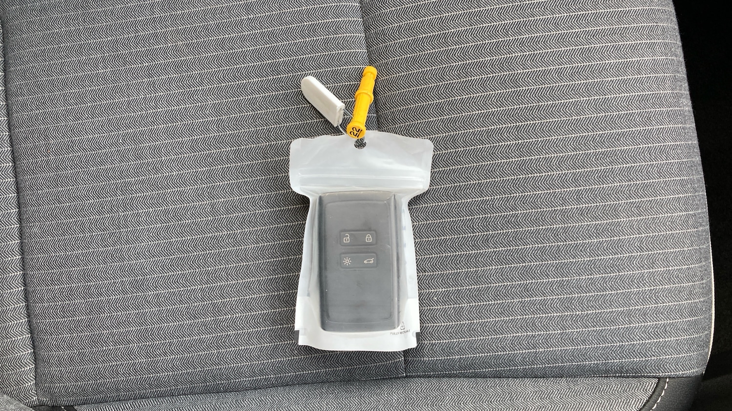 Used Renault Clio 2025 for sale - 76706250: Photo 20