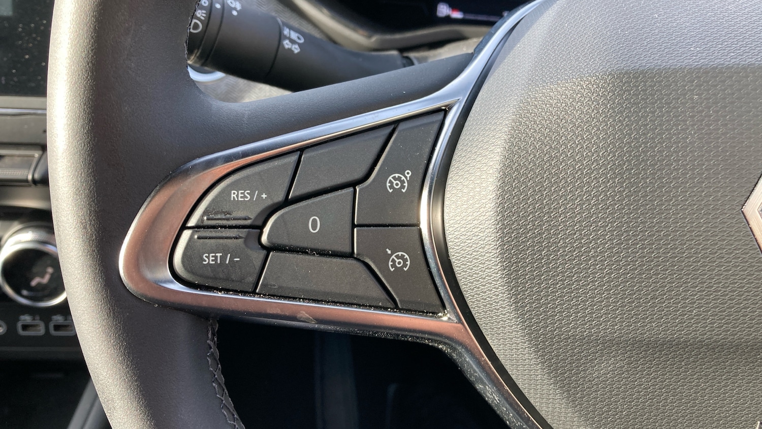 Used Renault Clio 2025 for sale - 76706250: Photo 23