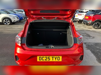 Used Renault Clio 2025 for sale - 76706250: Photo