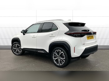 Used Toyota Yaris Cross 2022 for sale - 77288954: Photo