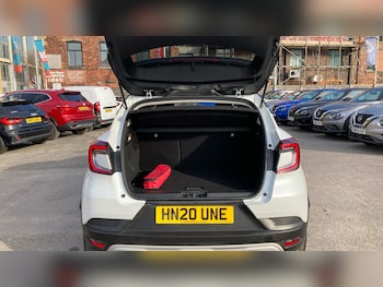 Used Renault Captur 2020 for sale - 78011467: Photo