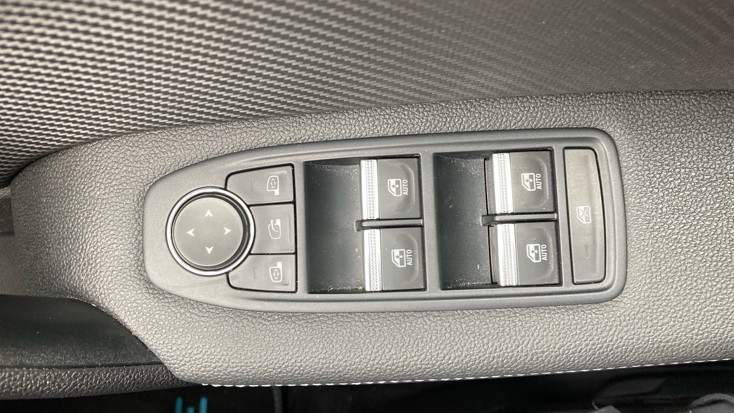 Used Renault Captur 2023 for sale - 77282925: Photo 24