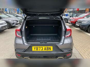 Used Renault Captur 2023 for sale - 77282925: Photo