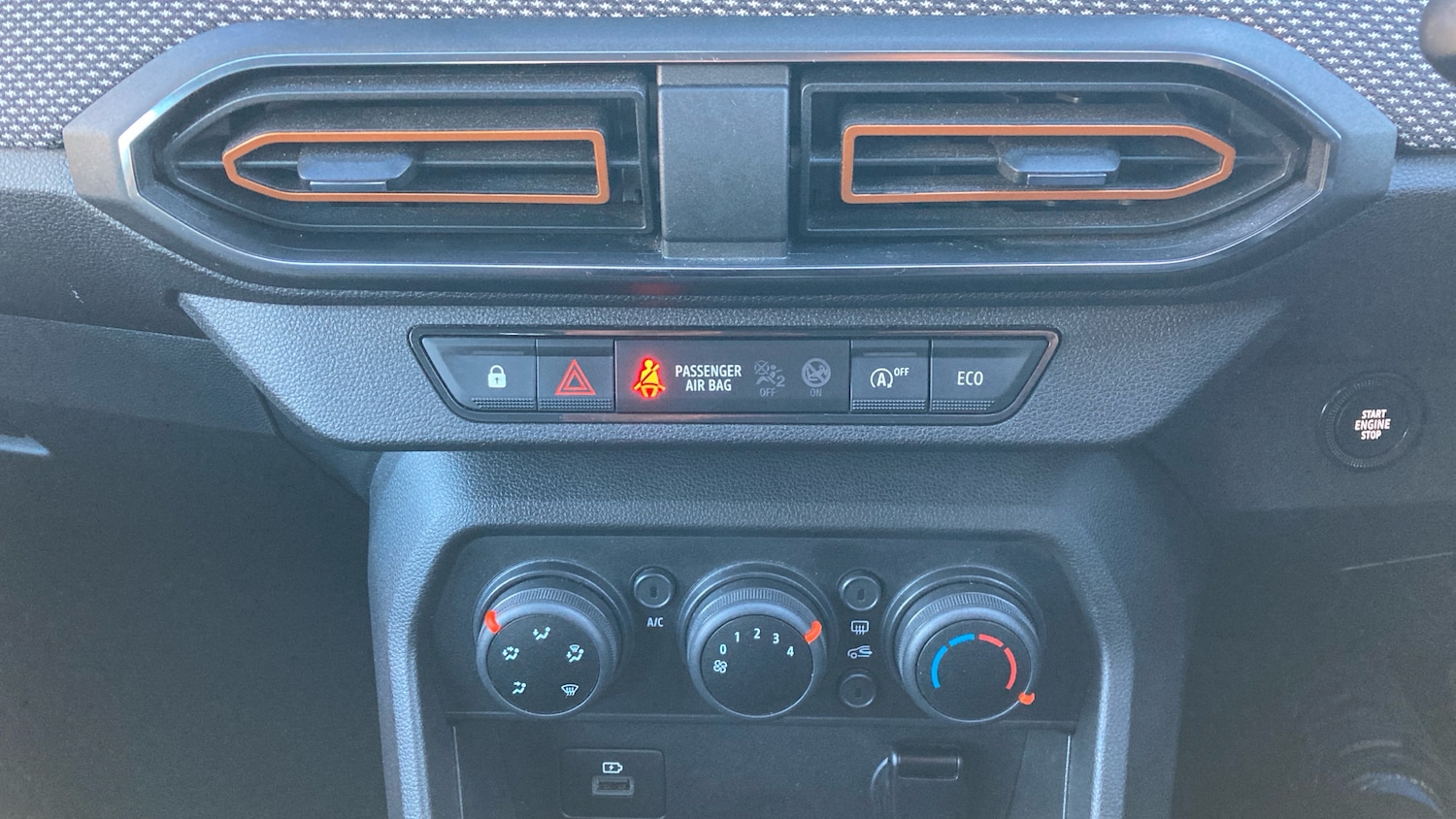 Used Dacia Sandero Stepway 2021 for sale - 76817392: Photo 22