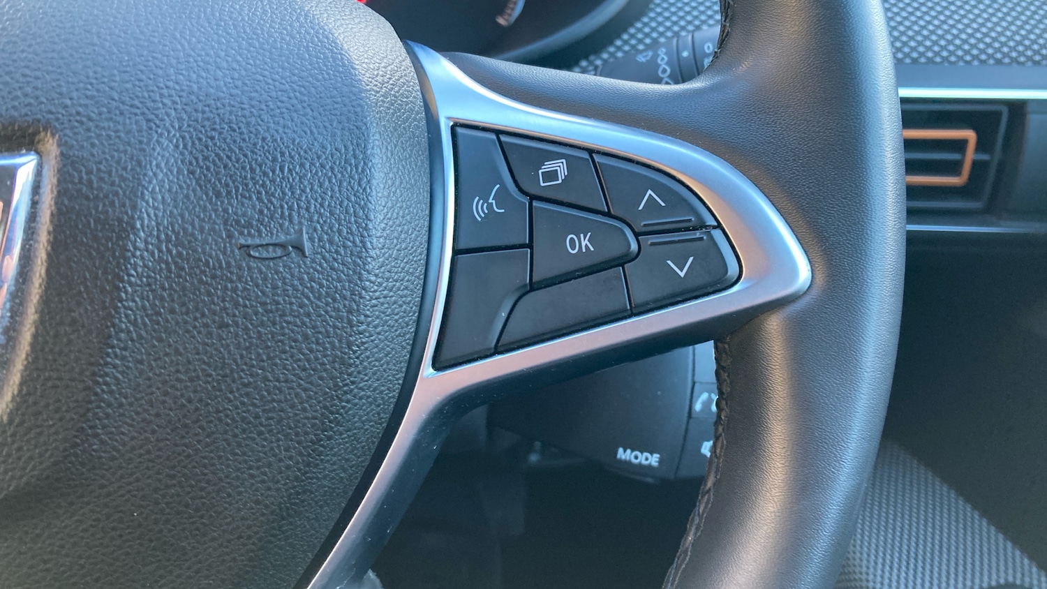 Used Dacia Sandero Stepway 2021 for sale - 76817392: Photo 24