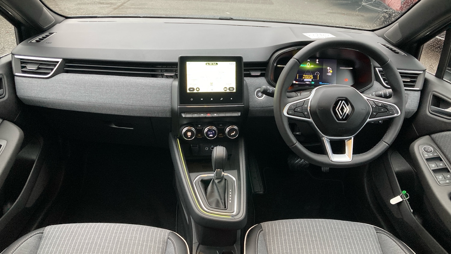 Used Renault Clio 2023 for sale - 76821471: Photo 10