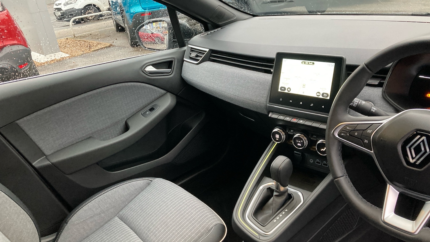 Used Renault Clio 2023 for sale - 76821471: Photo 14