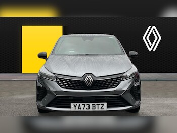 Used Renault Clio 2023 for sale - 76821471: Photo