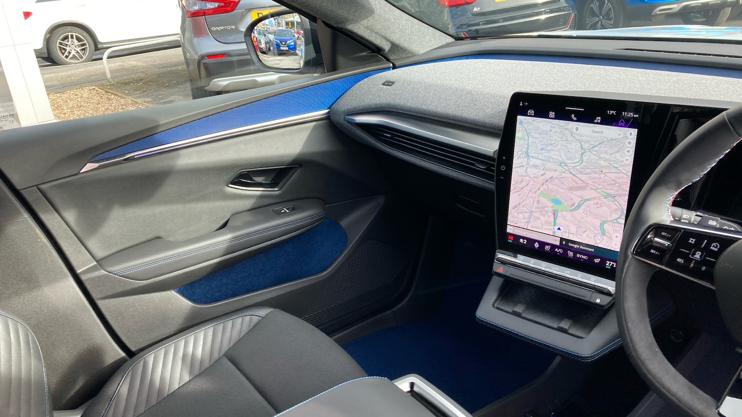 Used Renault Scenic E-Tech 2025 for sale - 77761711: Photo 14