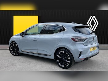 Used Renault Clio 2024 for sale - 78510382: Photo