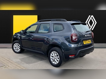 Used Dacia Duster 2023 for sale - 79528240: Photo