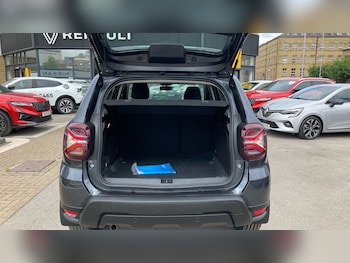 Used Dacia Duster 2023 for sale - 79528240: Photo