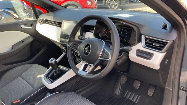 Used Renault Clio 2021 for sale - 76040594: Photo 11