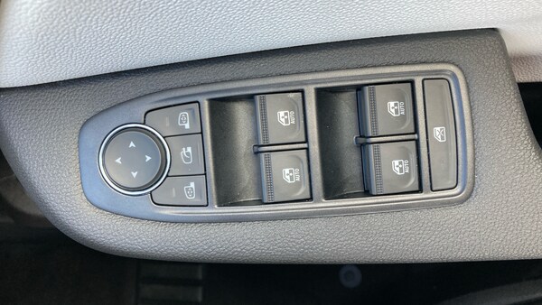Used Renault Clio 2021 for sale - 76040594: Photo 28