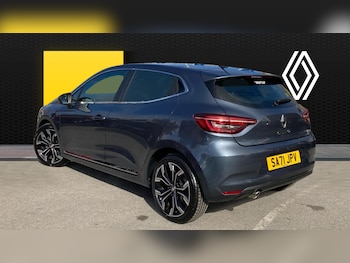 Used Renault Clio 2021 for sale - 76040594: Photo 2