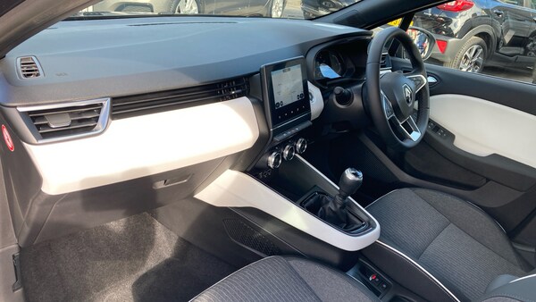 Used Renault Clio 2021 for sale - 76040594: Photo 9