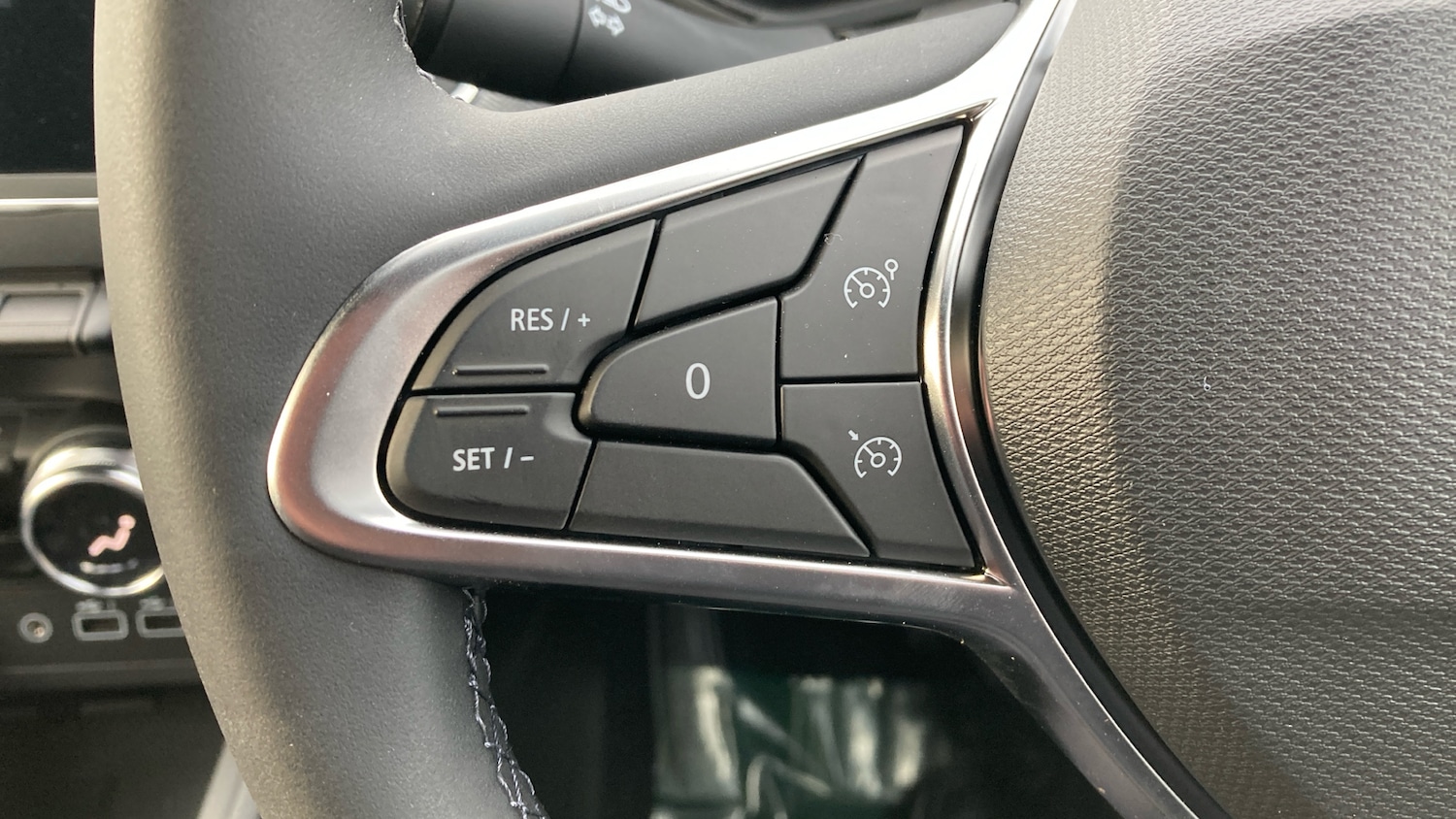 Used Renault Clio 2025 for sale - 77453011: Photo 23