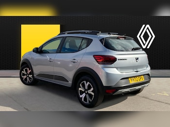 Used Dacia Sandero Stepway 2022 for sale - 76040610: Photo