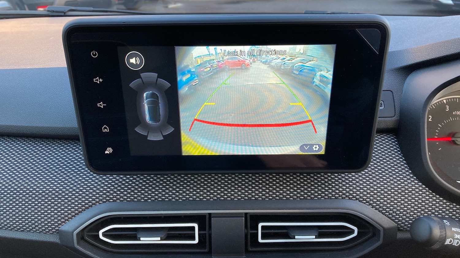 Used Dacia Sandero 2025 for sale - 76343861: Photo 21