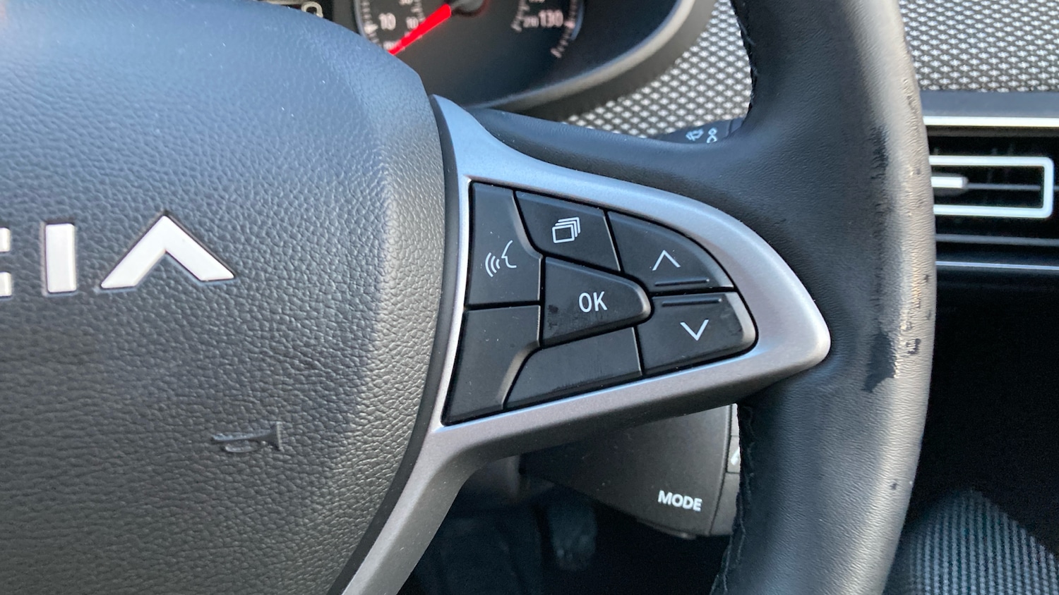 Used Dacia Sandero 2025 for sale - 76343861: Photo 24