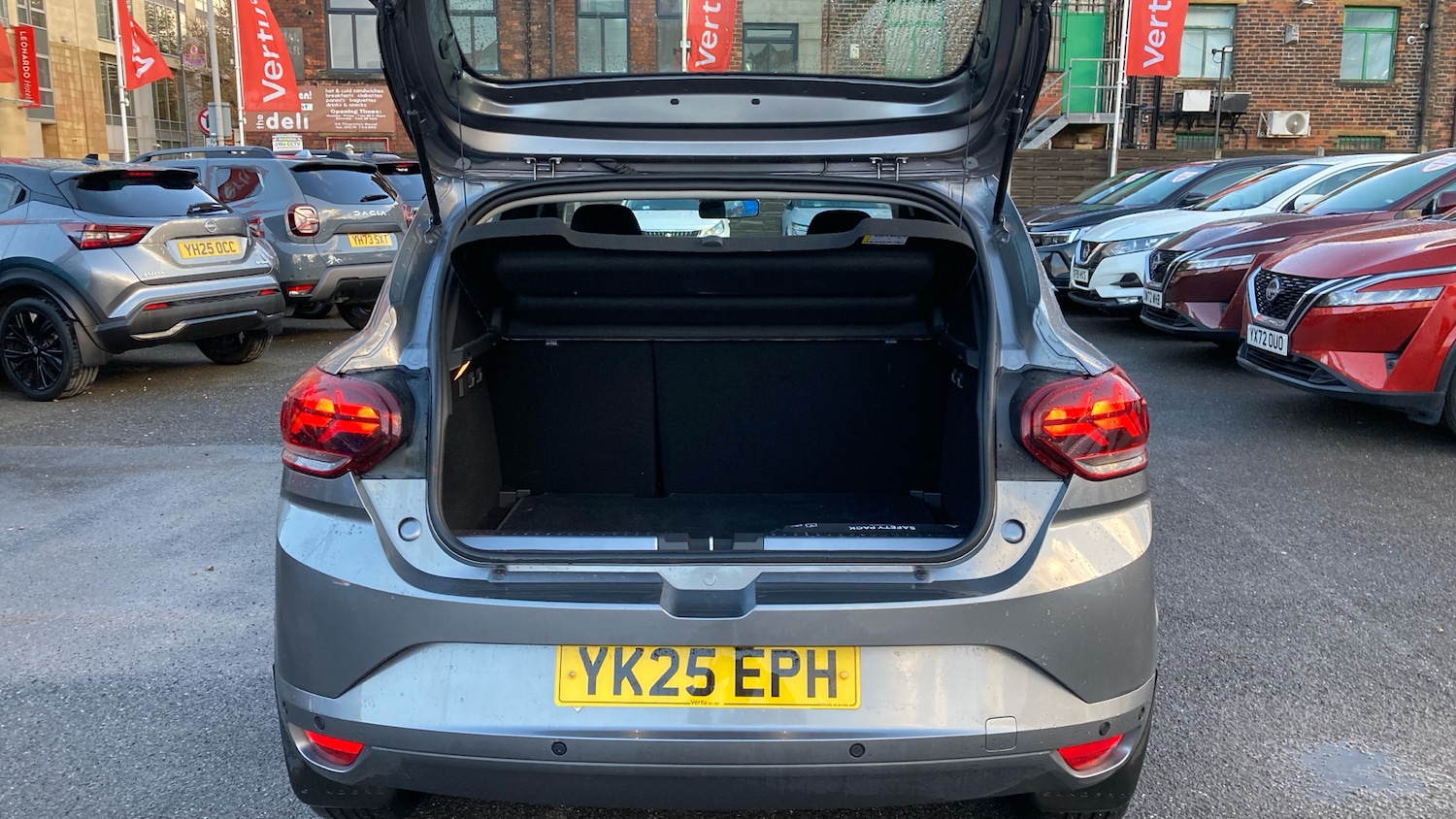 Used Dacia Sandero 2025 for sale - 76343861: Photo 4