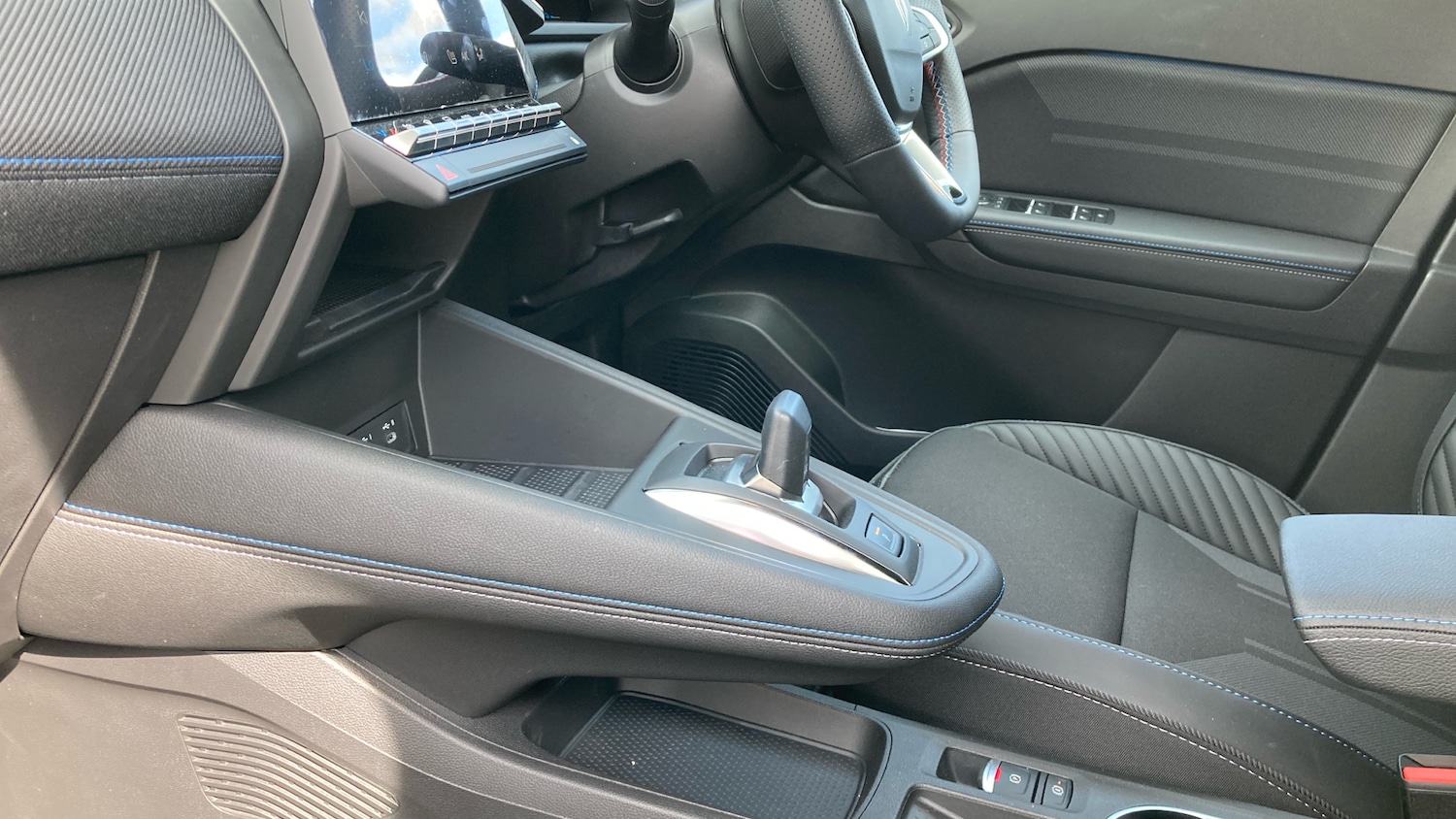 Used Renault Captur 2025 for sale - 76181872: Photo 13