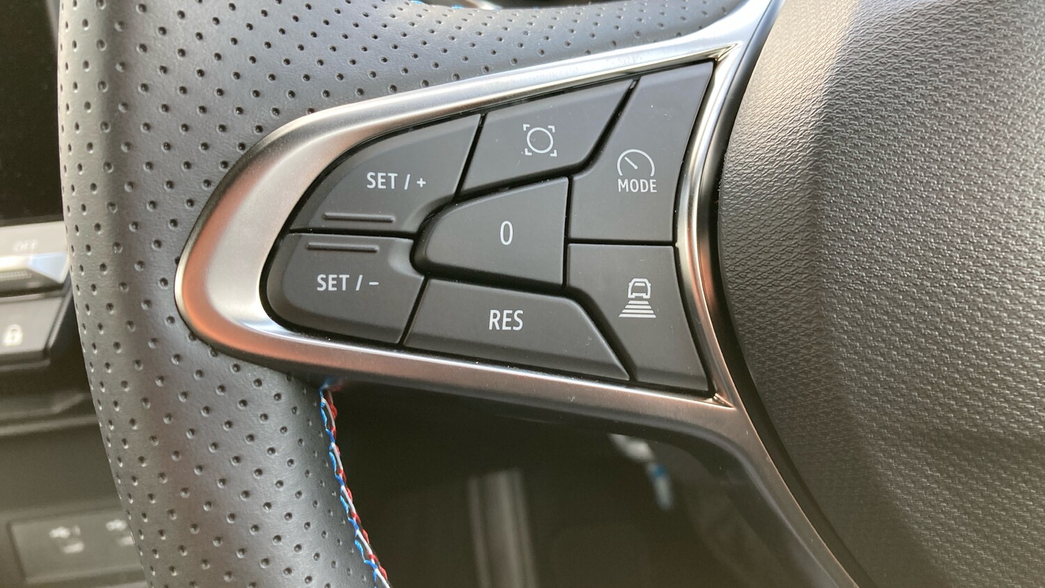 Used Renault Captur 2025 for sale - 76181872: Photo 24