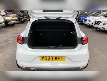 Used Renault Clio 2023 for sale - 78926110: Photo