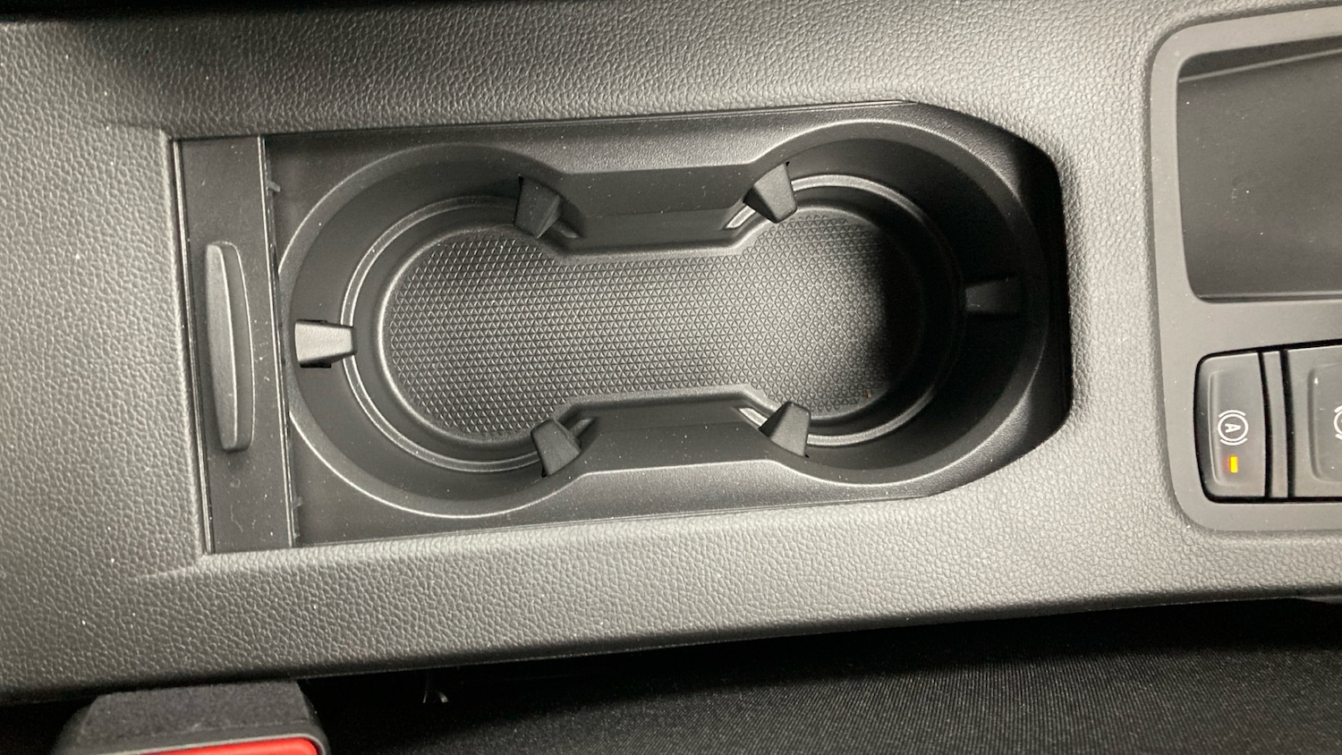 Used Renault Clio 2025 for sale - 76922360: Photo 24