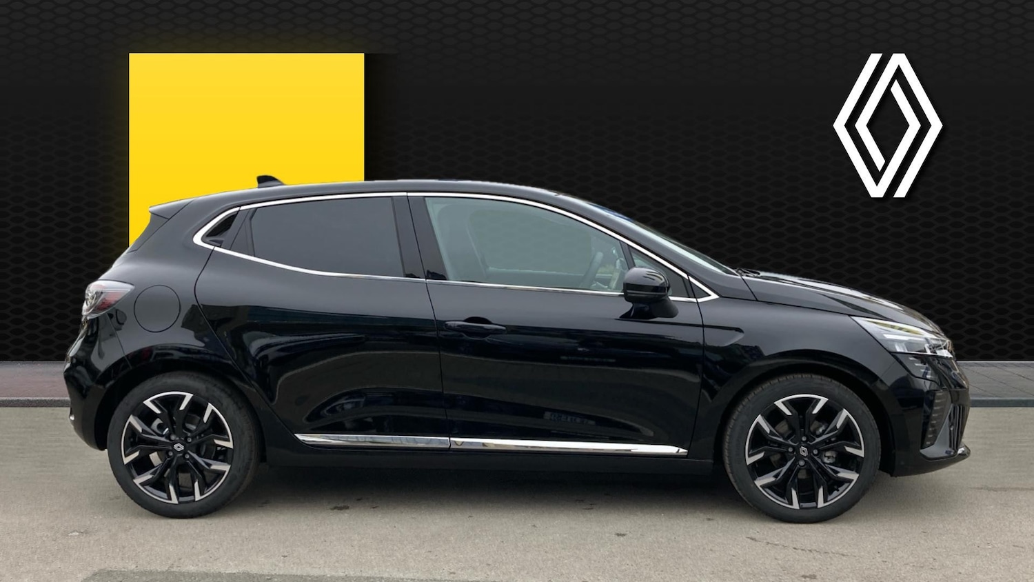 Used Renault Clio 2025 for sale - 76922360: Photo 5