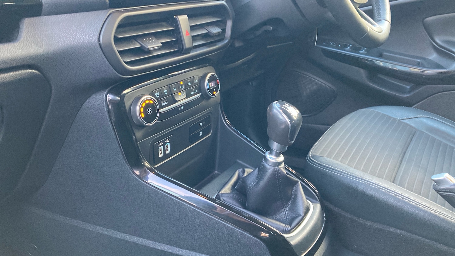 Used Ford Ecosport 2020 for sale - 76780044: Photo 13