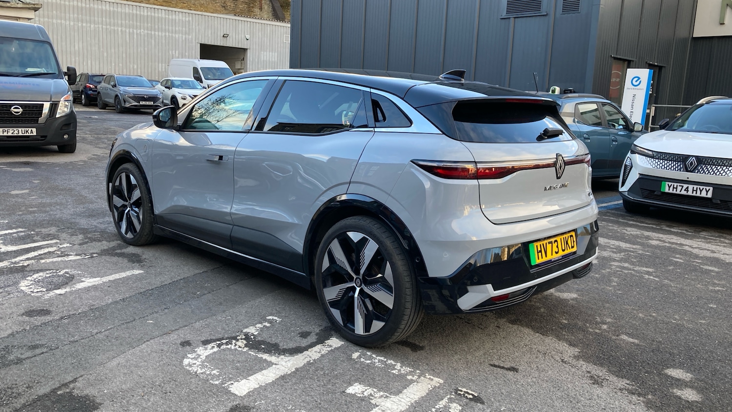 Used Renault Megane E Tech 2023 for sale - 76719928: Photo 17