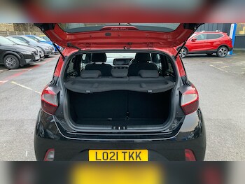 Used Hyundai i10 2021 for sale - 77423232: Photo