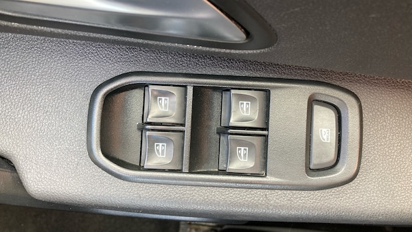 Used Dacia Duster 2019 for sale - 76192982: Photo 25