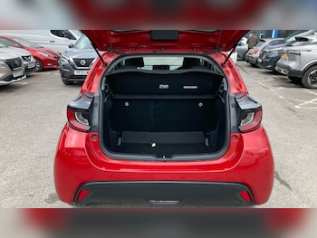 Used Toyota Yaris 2022 for sale - 79252571: Photo