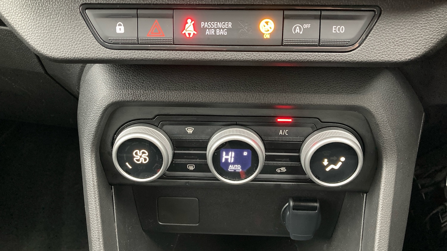 Used Dacia Jogger 2024 for sale - 77245438: Photo 22