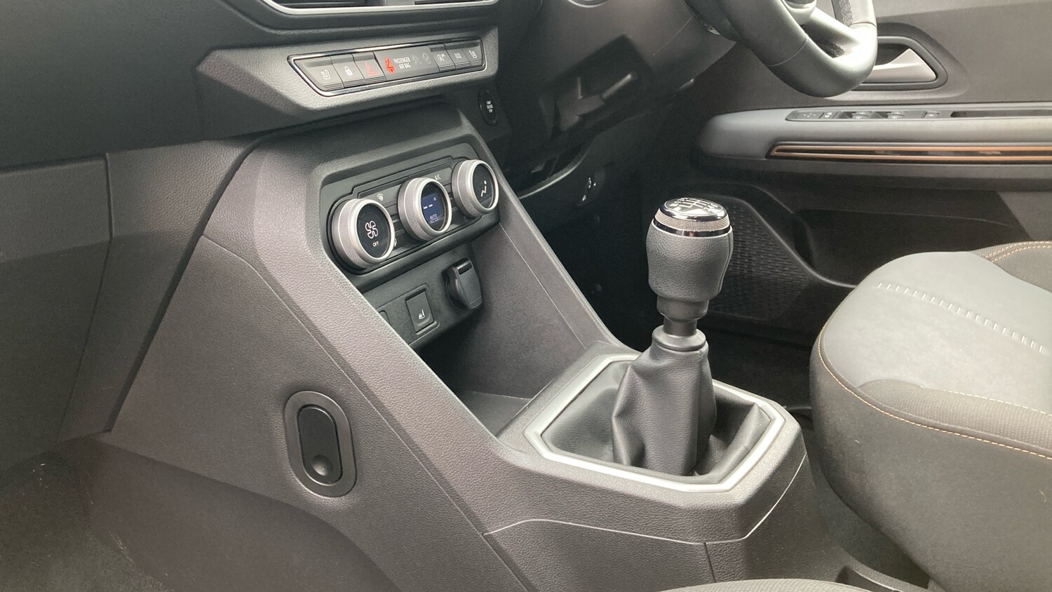 Used Dacia Sandero Stepway 2024 for sale - 77720941: Photo 13