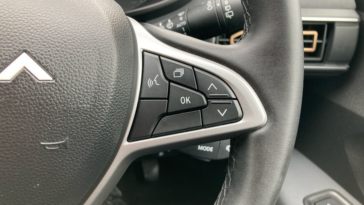 Used Dacia Sandero Stepway 2024 for sale - 77720941: Photo 25