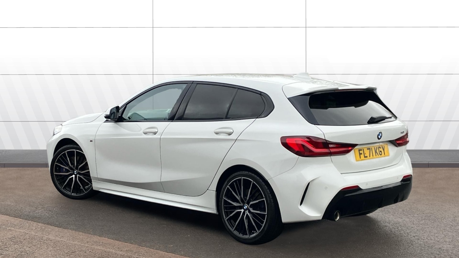 Used BMW 1 Series 2021 for sale - 77836758: Photo 2