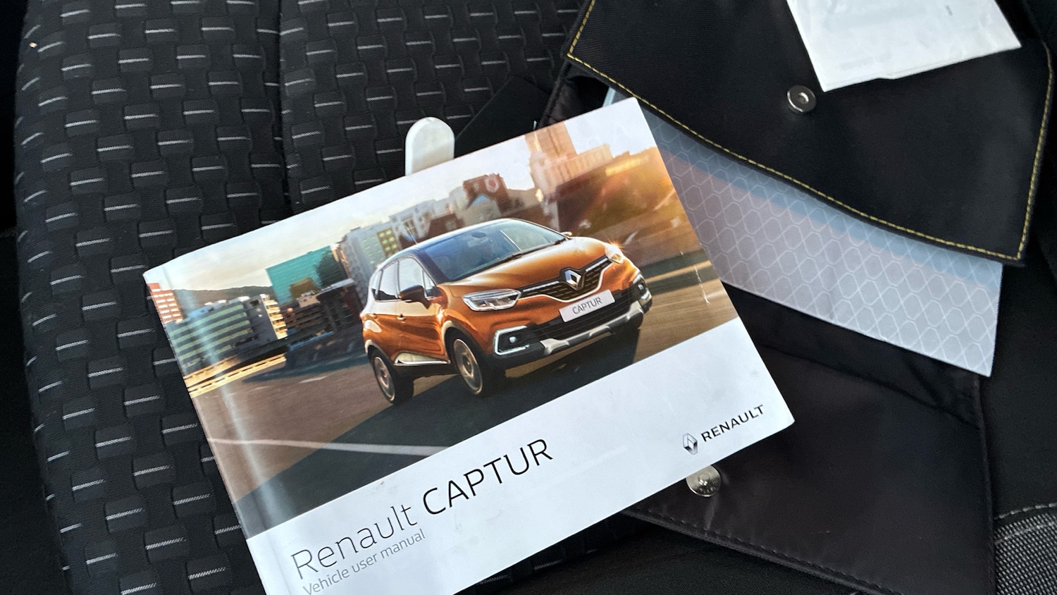 Used Renault Captur 2018 for sale - 77449314: Photo 19