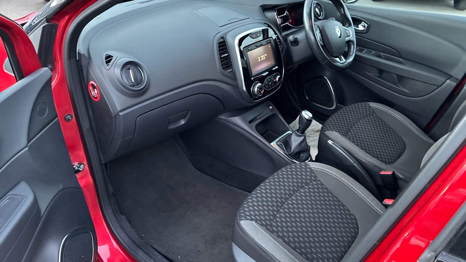 Used Renault Captur 2018 for sale - 77449314: Photo 9