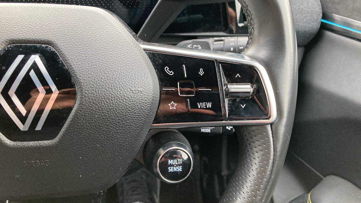 Used Renault Megane E Tech 2022 for sale - 76736379: Photo 24