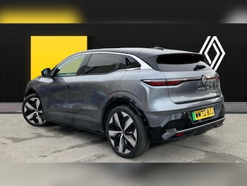 Used Renault Megane E Tech 2022 for sale - 76736379: Photo